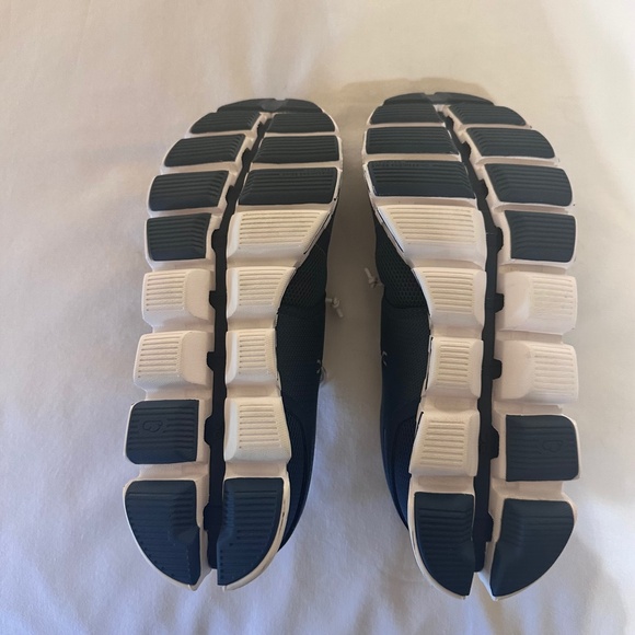 On Cloud 5 REFLECTIVE LIGHTWEIGHT Womens Sz 7.5 Sneakers Denim Blue - Picture 5 of 7